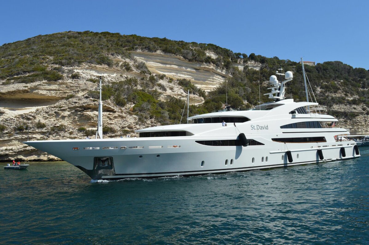 who owns the st david superyacht